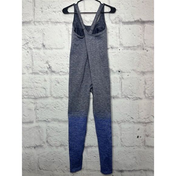 |EUC| LULULEMON Balance & Resist Onsie - Picture 6 of 8